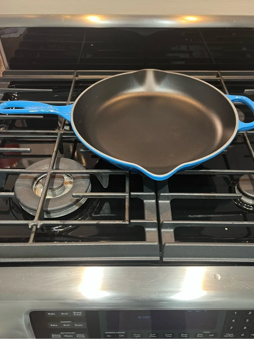 Le Creuset like new